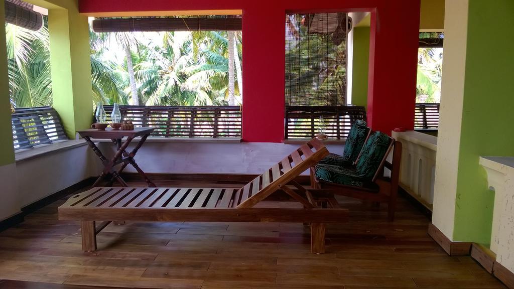 Palm Tree Anex Otel Varkala Oda fotoğraf