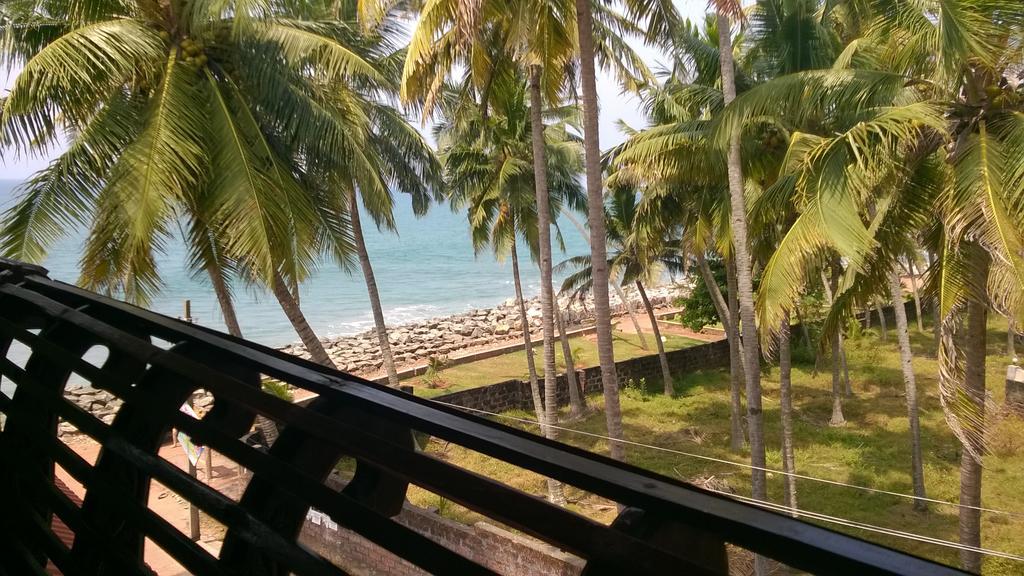 Palm Tree Anex Otel Varkala Oda fotoğraf
