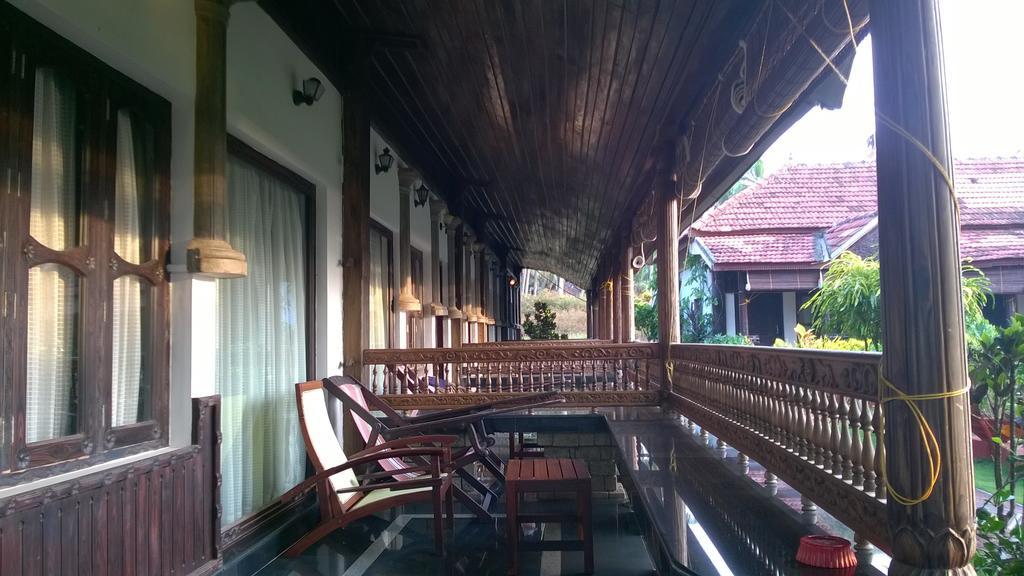 Palm Tree Anex Otel Varkala Oda fotoğraf